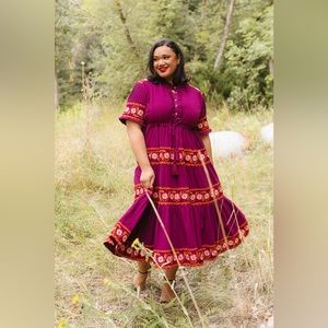 Ivy City Co Purple and Orange Midi Dress